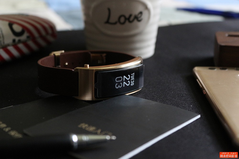 华为手环b3时尚版,华为手环b3与华为手机连接