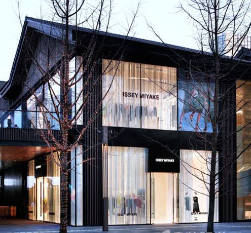 成都最新探店,成都老街冒出一家酷炫潮店