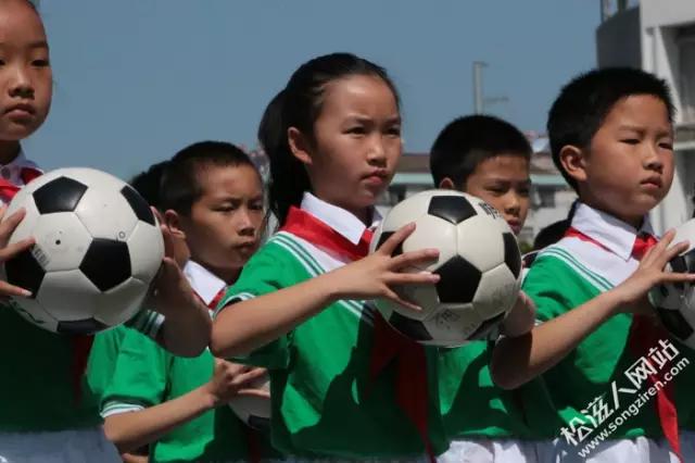 第四届校园足球联赛开赛,全国校园足球总决赛小学