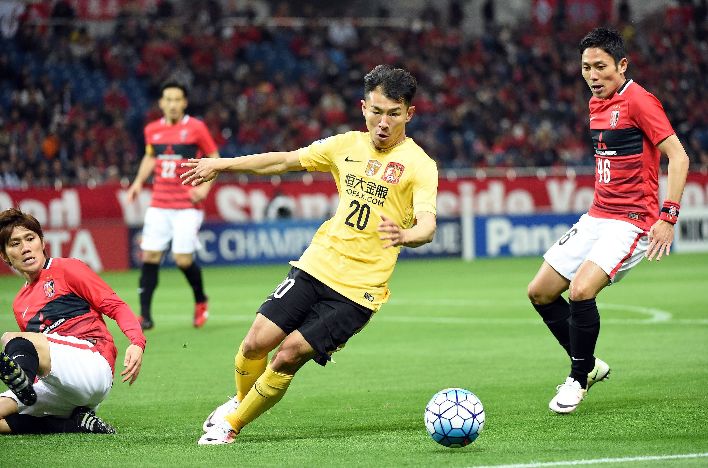 拜仁vs柏林篮球直播,拜仁vs奥格斯堡直播在线观看