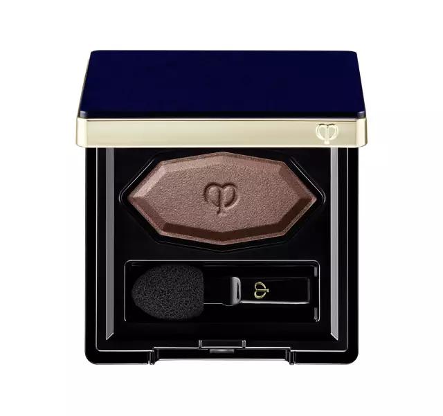 小嶋阳菜精致的脸蛋,小嶋阳菜巅峰颜值