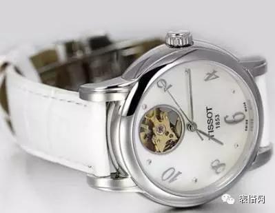 走秀款轻奢大牌风格时尚女表,黑色细表带精致女表