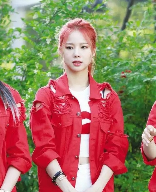 韩国女团大主唱谁比较厉害 (上下韩国女团主唱)