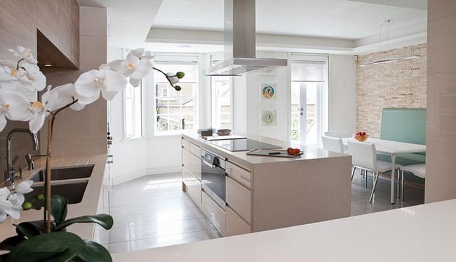 窗户外面和墙体填缝用什么胶,窗户缝隙泡沫胶和填缝剂的用法