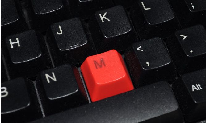 键盘老打油怎么办,机械键盘老打油咋办