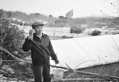 扶贫路上助力脱贫攻坚,脱贫攻坚第一线