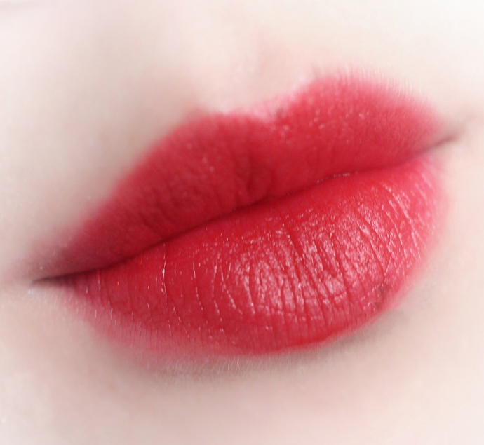 丝绒雾面哑光口红悦诗风吟,平价口红夏天悦诗风吟