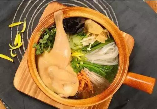 北京地铁9号线美食攻略 (北京的地铁6号线美食推荐)