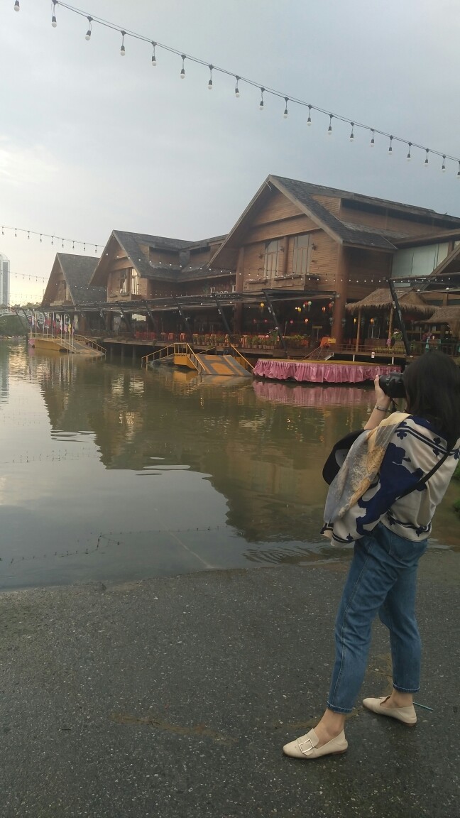 在泰国和泰国人对话,在泰国旅游怎么沟通