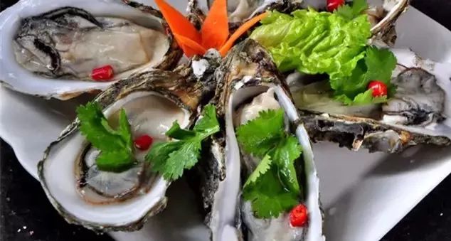 去湛江必去吃的生蚝,湛江生蚝美食之旅