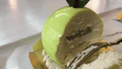 蛋糕也玩Cosplay？真探社上演真人版切“水果”！