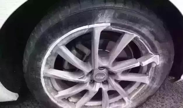 假轮毂和真轮毂对比,正品轮毂和国产轮毂