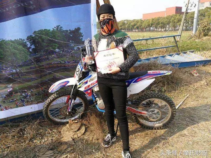 王牌对王牌比低音,王牌对王牌银碳