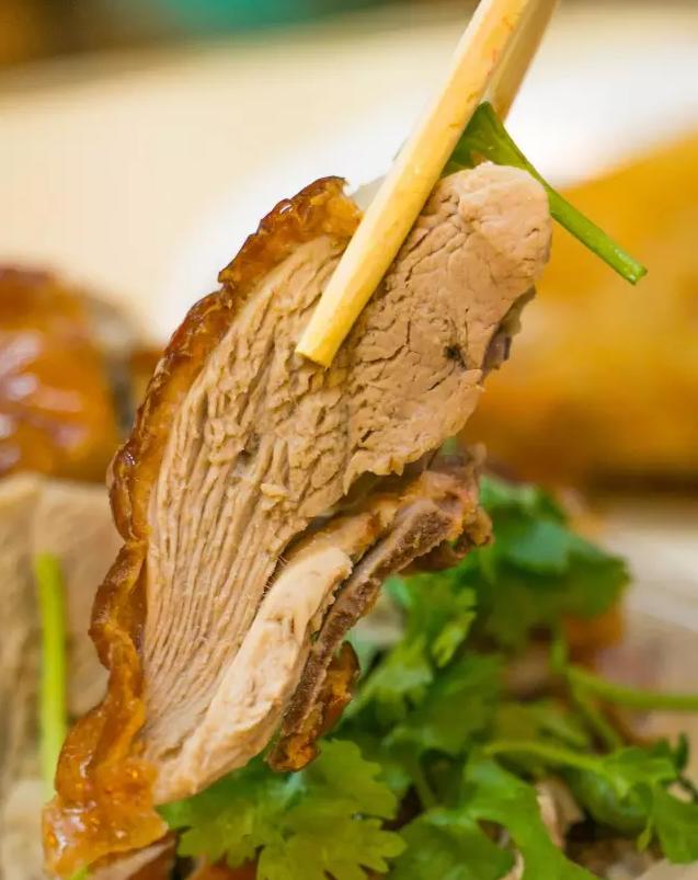 魔都最漂亮的公交,魔都最好吃的小吃一条街