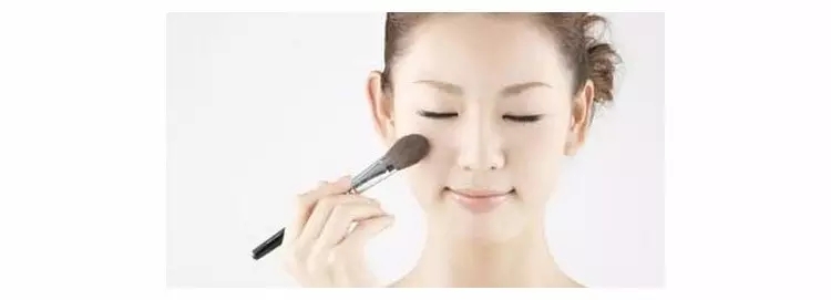 兰芝隔离测评适合干皮,兰芝紫隔离好用吗