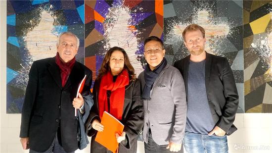 当代国际范“曾振伟的快乐人”