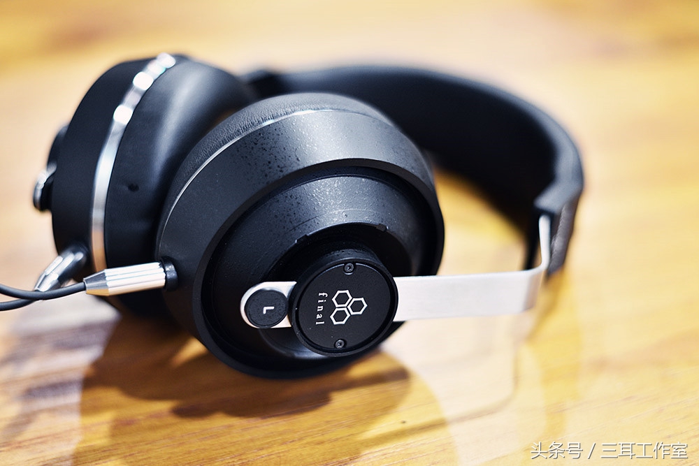 别看这业界奢牌的耳机样子很巨大但是却很好推