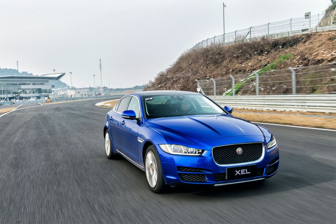 新款捷豹xel赛道,24款捷豹xel试驾体验