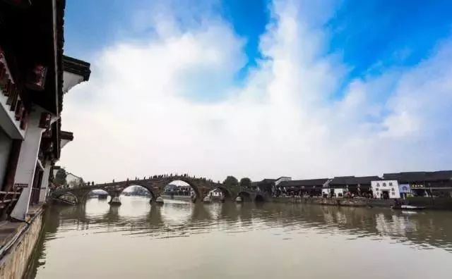 过年去有年味的古镇,2022年适合春节去旅游的年味古镇