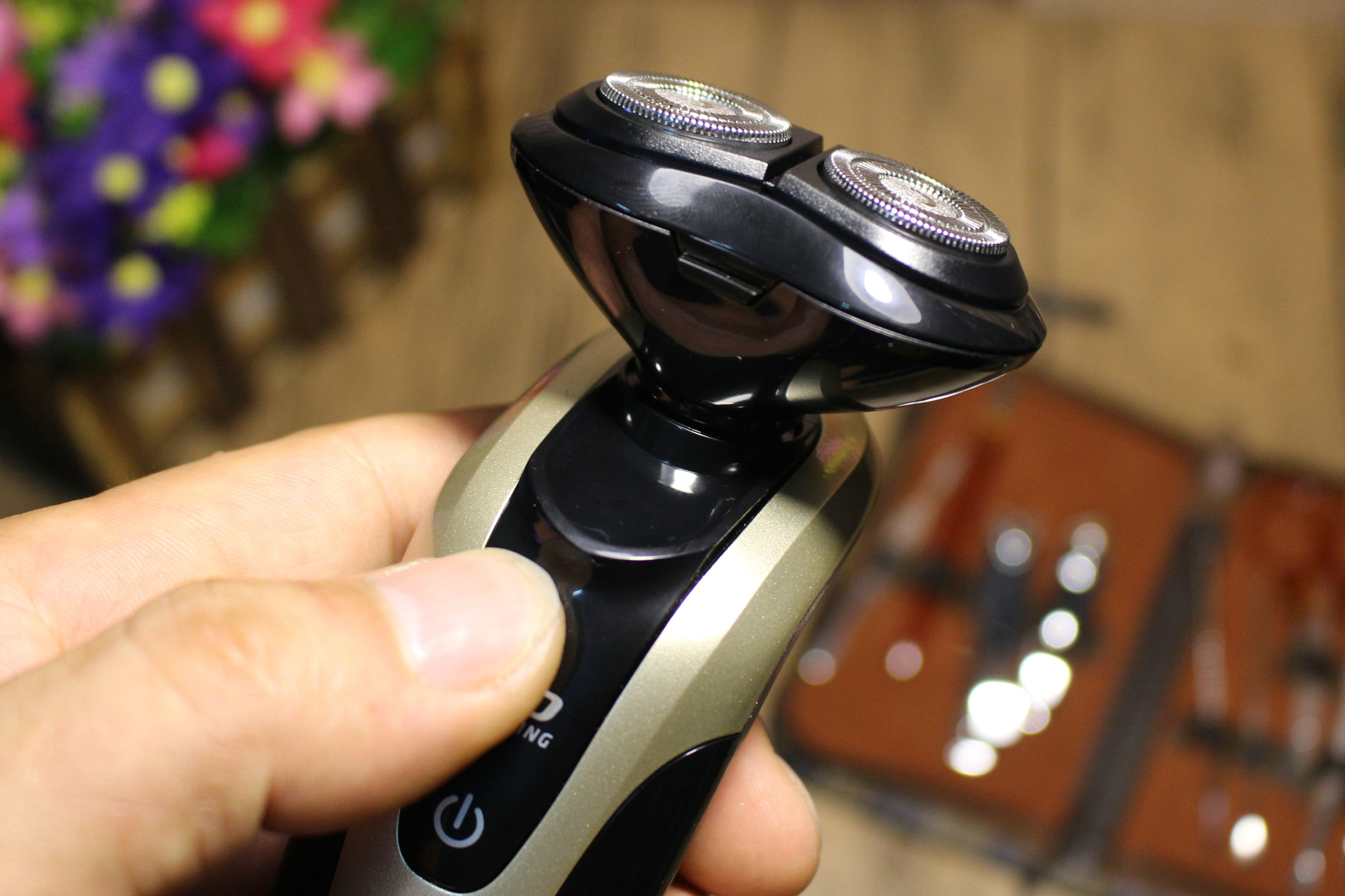 奔腾pw926参数,奔腾pw922电动剃须刀