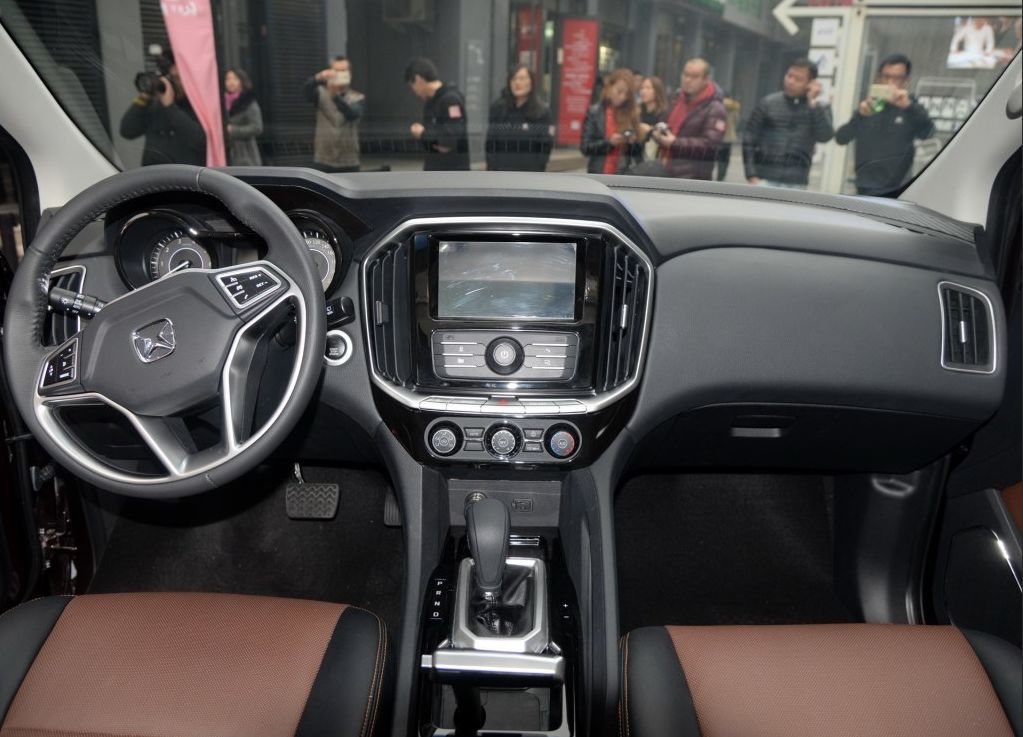 霸道4000和途乐4.0对比买哪个合适,途乐霸道还有什么越野车