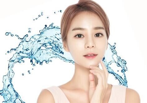 脸皮肤干燥起皮红怎么办,脸上皮肤干燥起皮屑用什么护肤品