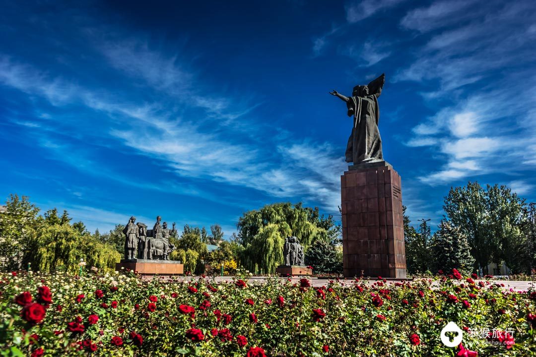 这里曾是中国领土，被誉为「中亚瑞士」，游客3天拿到电子签