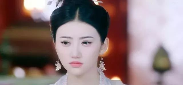 我今年11岁可是有黑眼圈怎么办,十岁女孩一直有黑眼圈怎么治好