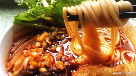 螺蛳粉有什么套路,猎奇和尝鲜哪个好