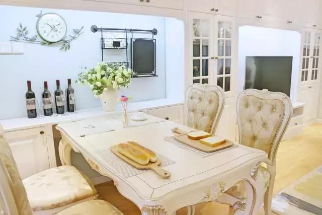 装白色的家具好看吗,装白色的柜子不耐脏吧