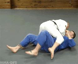 如何翻身把ta压在身下，可能你需要一些让ta俯首称臣的技巧！