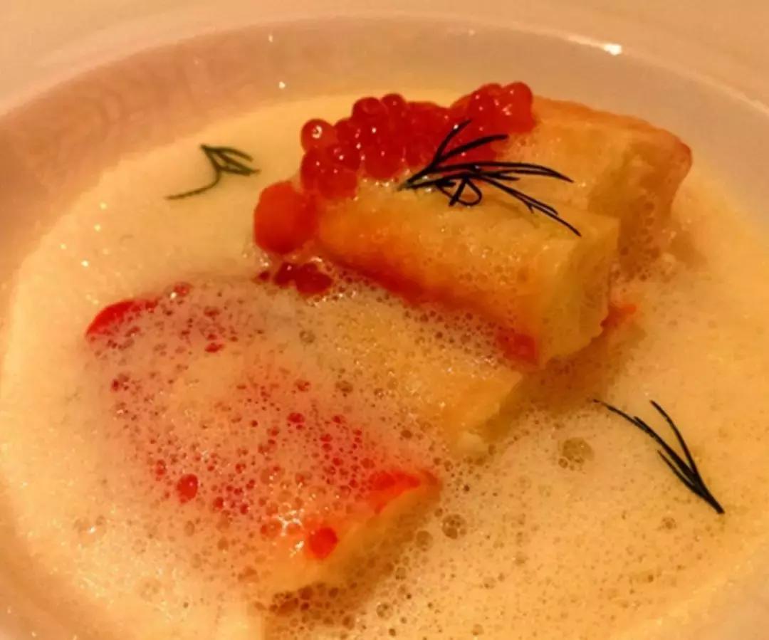 我去了一趟俄罗斯，那里有这个宇宙间最高的审美和康熙大帝的美食