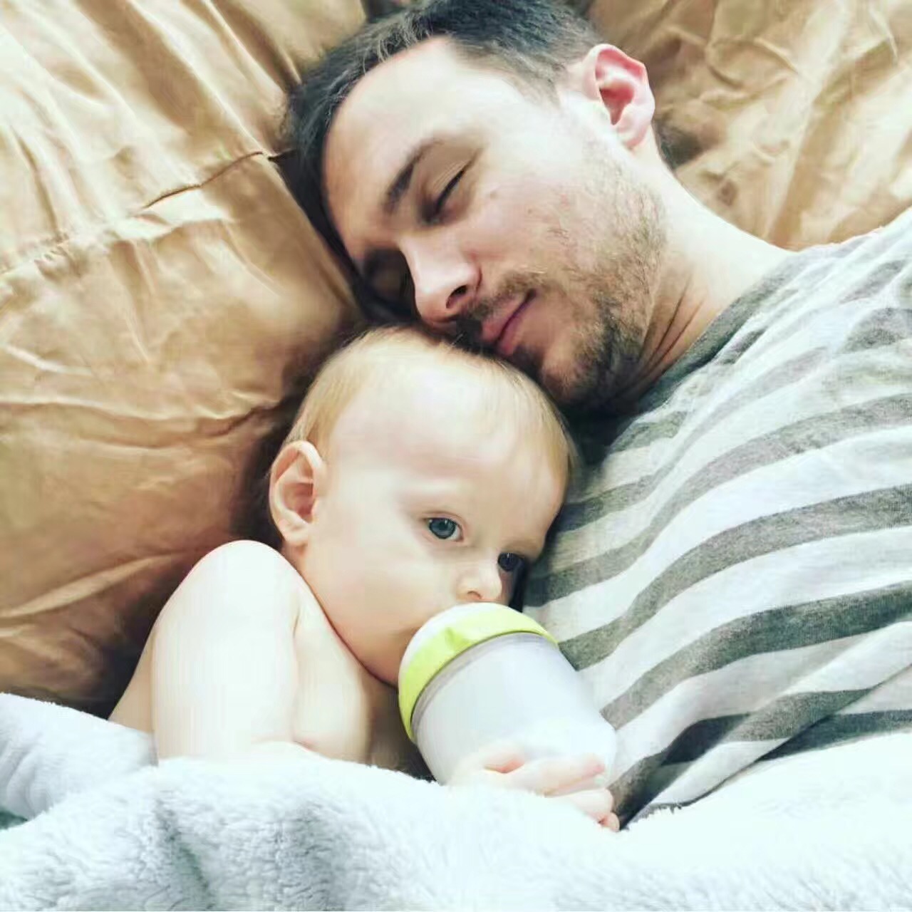 comotomo有美版吗,comotomo适合多大宝宝