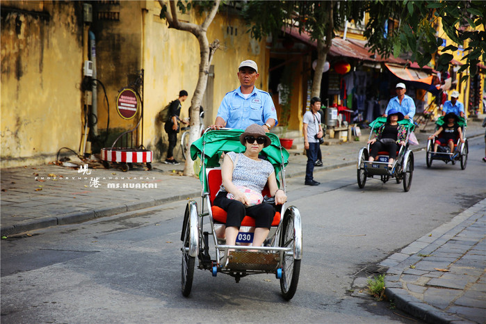 周末越南团进入东兴旅游,节假日去越南旅游怎么样