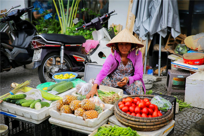 周末越南团进入东兴旅游,节假日去越南旅游怎么样