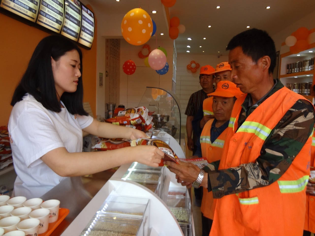 最美环卫工人准格尔旗,准格尔旗环卫工人