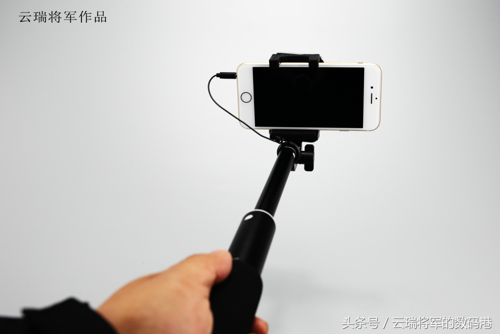摄影用自拍杆技巧,手机自拍杆怎么连接手机拍照