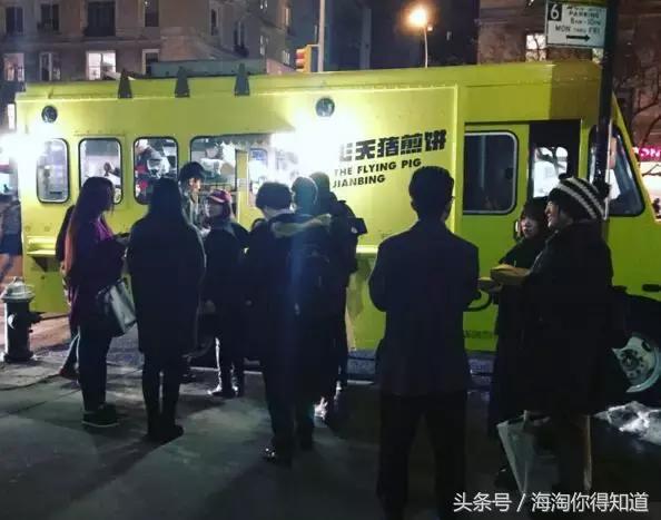 90后姑娘弃笔摆摊,90后清华学生弃笔从戎