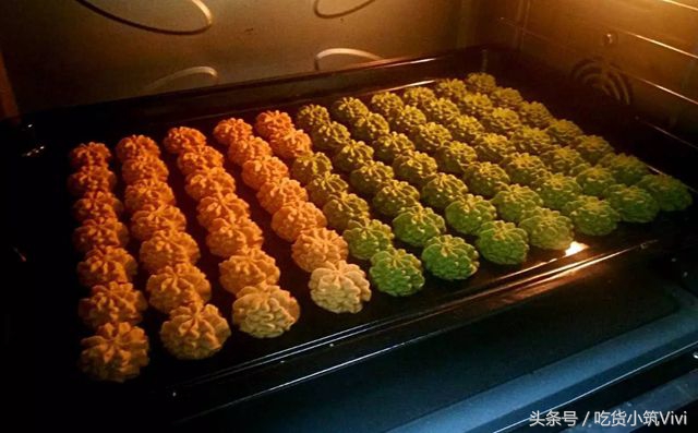 曲奇为什么面团太干了揉不成团,曲奇黄油烘培技巧