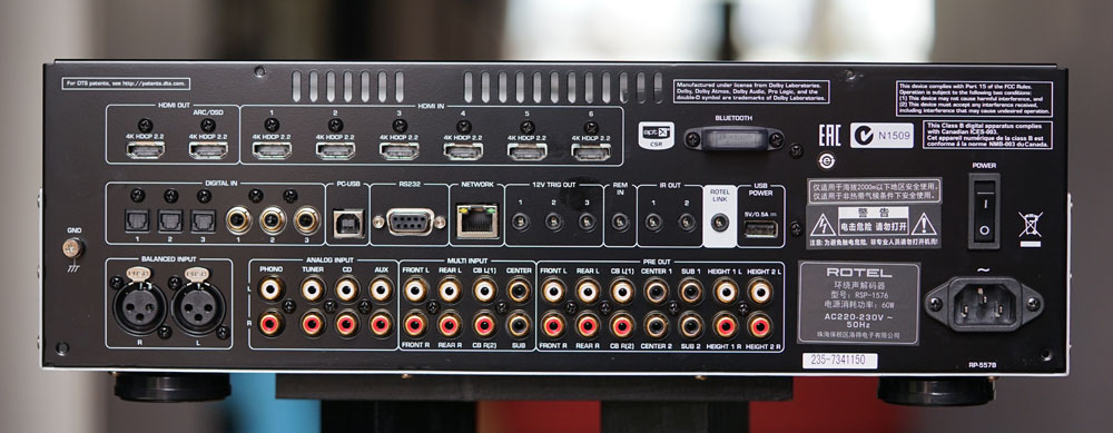 先看电影再吃鸡！英国路遥RotelRSP-1576家庭影院功放试用