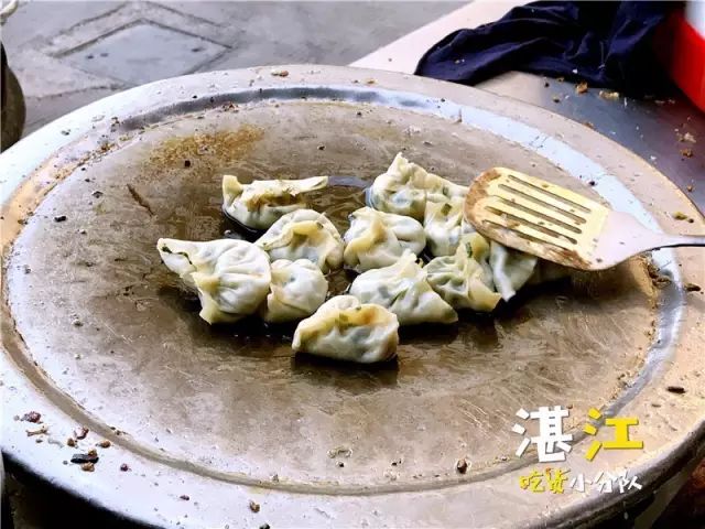 湛江20家“破店”，开着豪车的人都排队去吃！因为它够旧够破够味