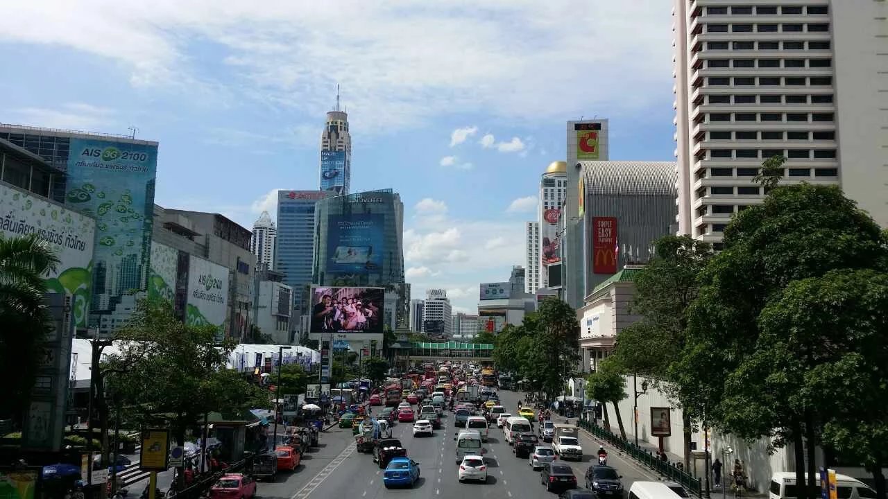 来曼谷推荐酒店,来曼谷一定要去哪里
