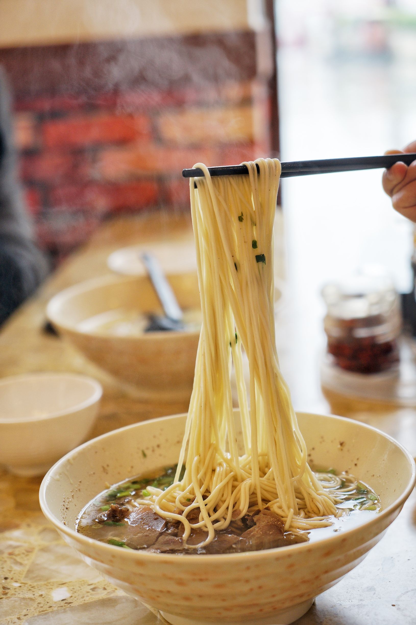 死海景区泡温泉,死海漂浮汤泉