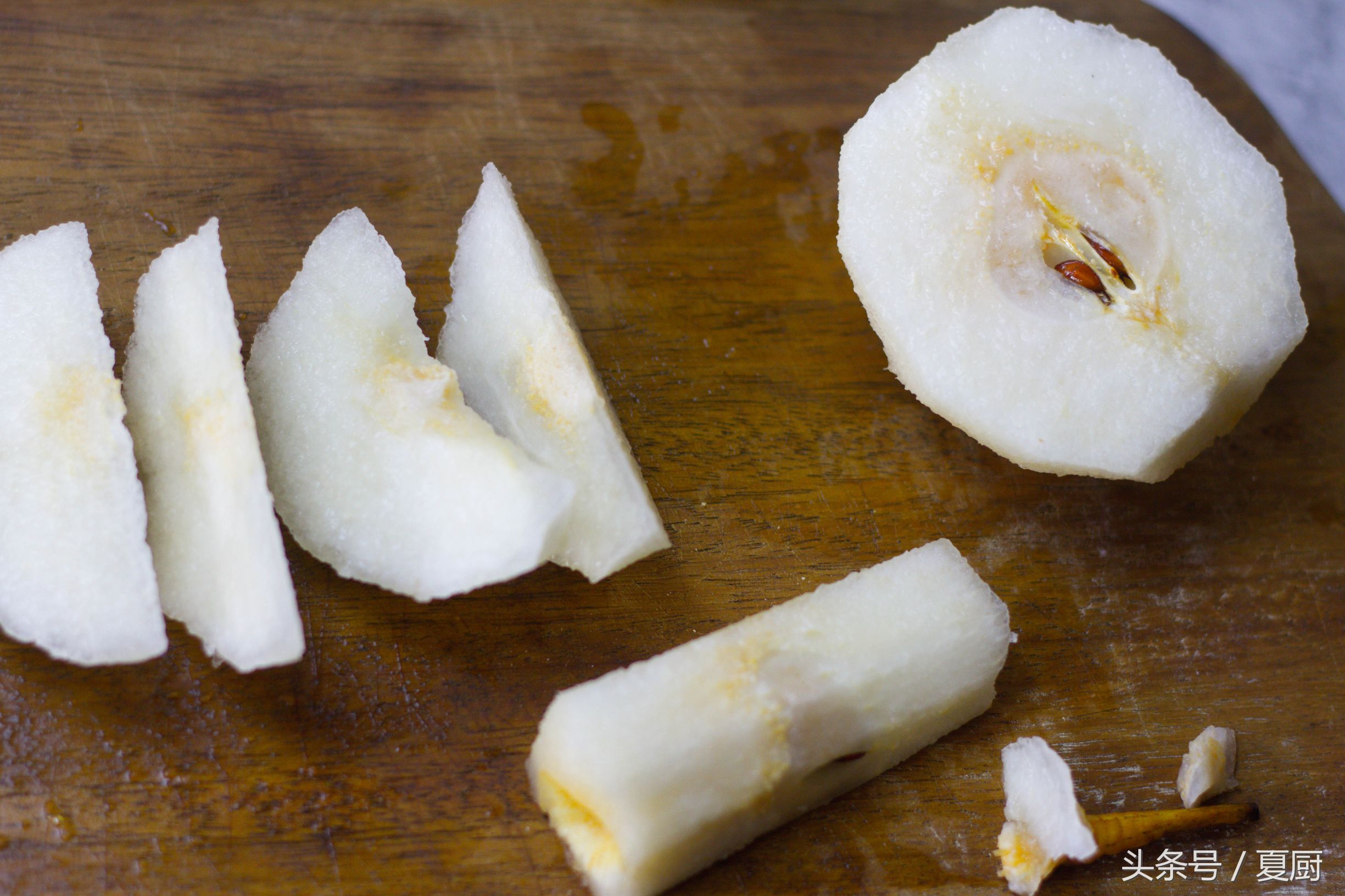 发财中国年吃太多的热气食物,菊花雪梨茶清肺热,性价比很高