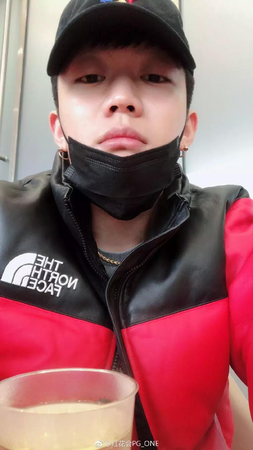 你的羽绒服里面是什么,你的羽绒服穿脏了吗