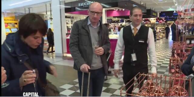 英国希思罗机场免税店买什么划算,伦敦希思罗免税店