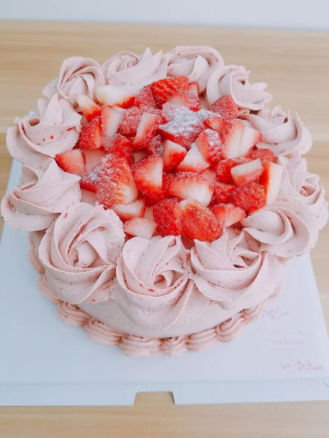 猎奇！昆明街边甜品店，居然每天200美少女拥挤这里生吃多肉