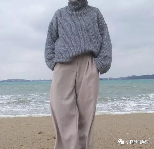 高领毛衣如何穿不难受,高领保暖毛衣宽松怎么搭配