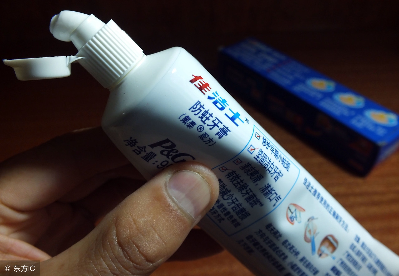 毛巾用久了又硬又干怎么办,毛巾发黄发硬发粘如何清洗