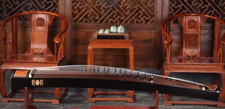 古筝防裂最好的方法,古筝筝尾开裂有影响吗